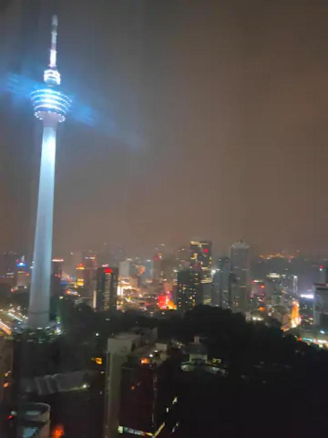 Vortex Suites Klcc By Sayang Kuala Lumpur Esterno foto