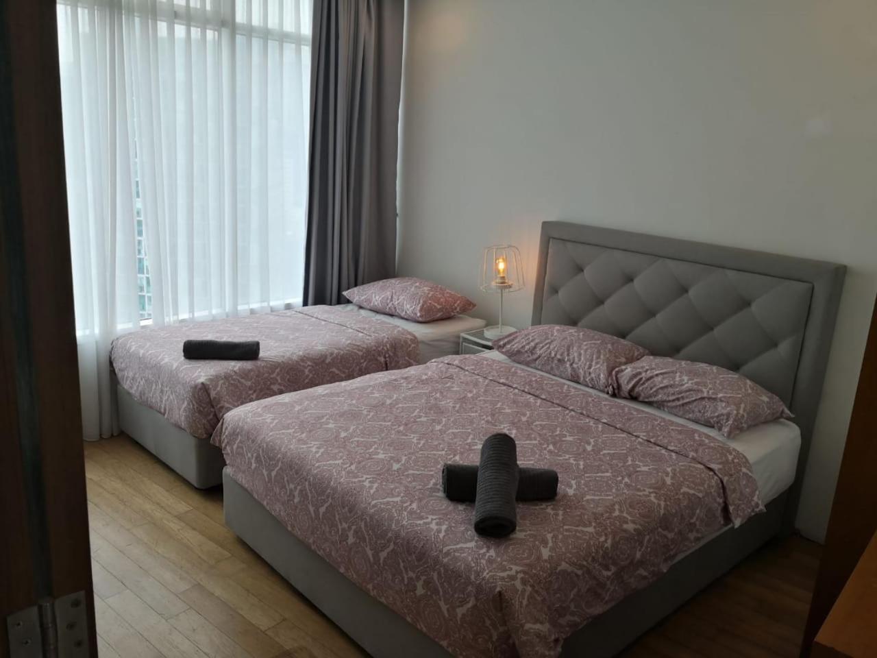 Vortex Suites Klcc By Sayang Kuala Lumpur Esterno foto
